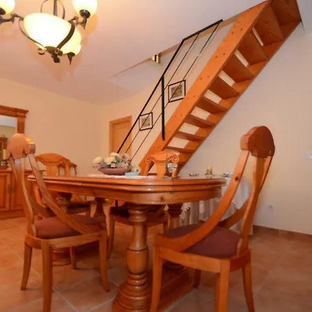 House Els Pins Holiday home *